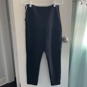 The best maternity pants you’ll ever own
